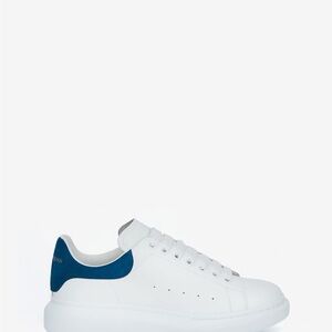 Alexander McQueen Oversized Low-Top Sneakers (Eu 39 men’s / 6.5)